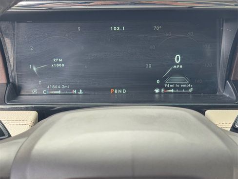 Used 2021 Lincoln Navigator Reserve w/ Luxury Package image 24