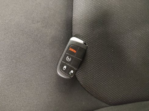 Used 2021 Jeep Renegade Sport AWD/4WD image 32