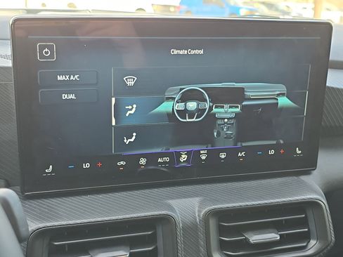 Certified 2024 Ford Mustang Coupe image 18