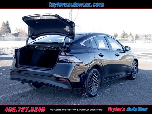 New 2026 Nissan Sentra SV w/ SV Convenience Package FWD image 31