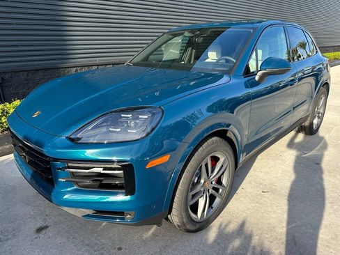 Certified 2026 Porsche Cayenne S AWD/4WD image 7