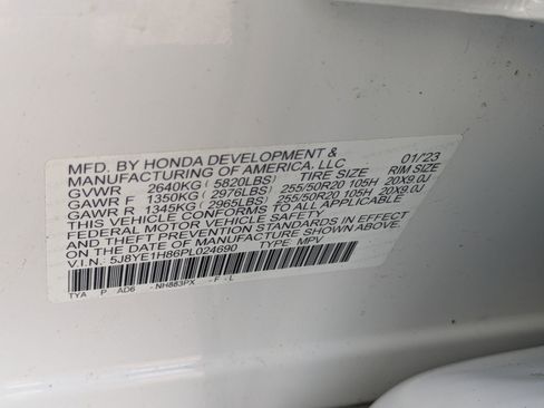 Used 2023 Acura MDX SH-AWD w/ Advance Package image 32