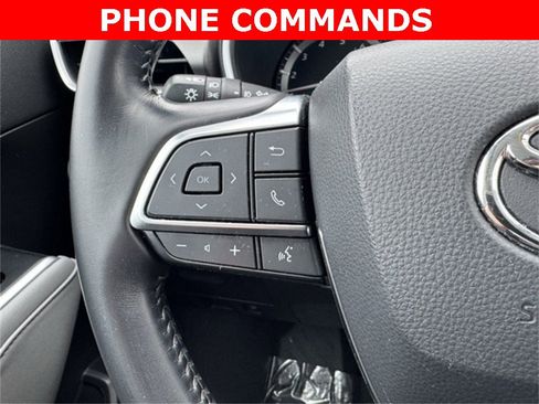 Certified 2021 Toyota Highlander XLE image 30