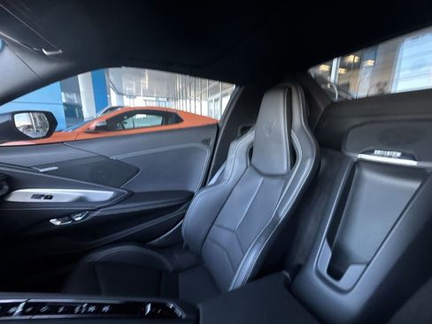 Used 2025 Chevrolet Corvette Z06 image 12