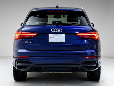 Used 2022 Audi Q3 2.0T Premium Plus w/ Premium Plus Package AWD/4WD image 32