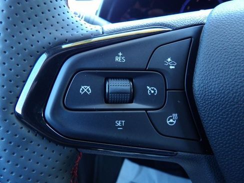 Used 2024 Chevrolet Trax RS w/ Driver Confidence Package FWD image 16