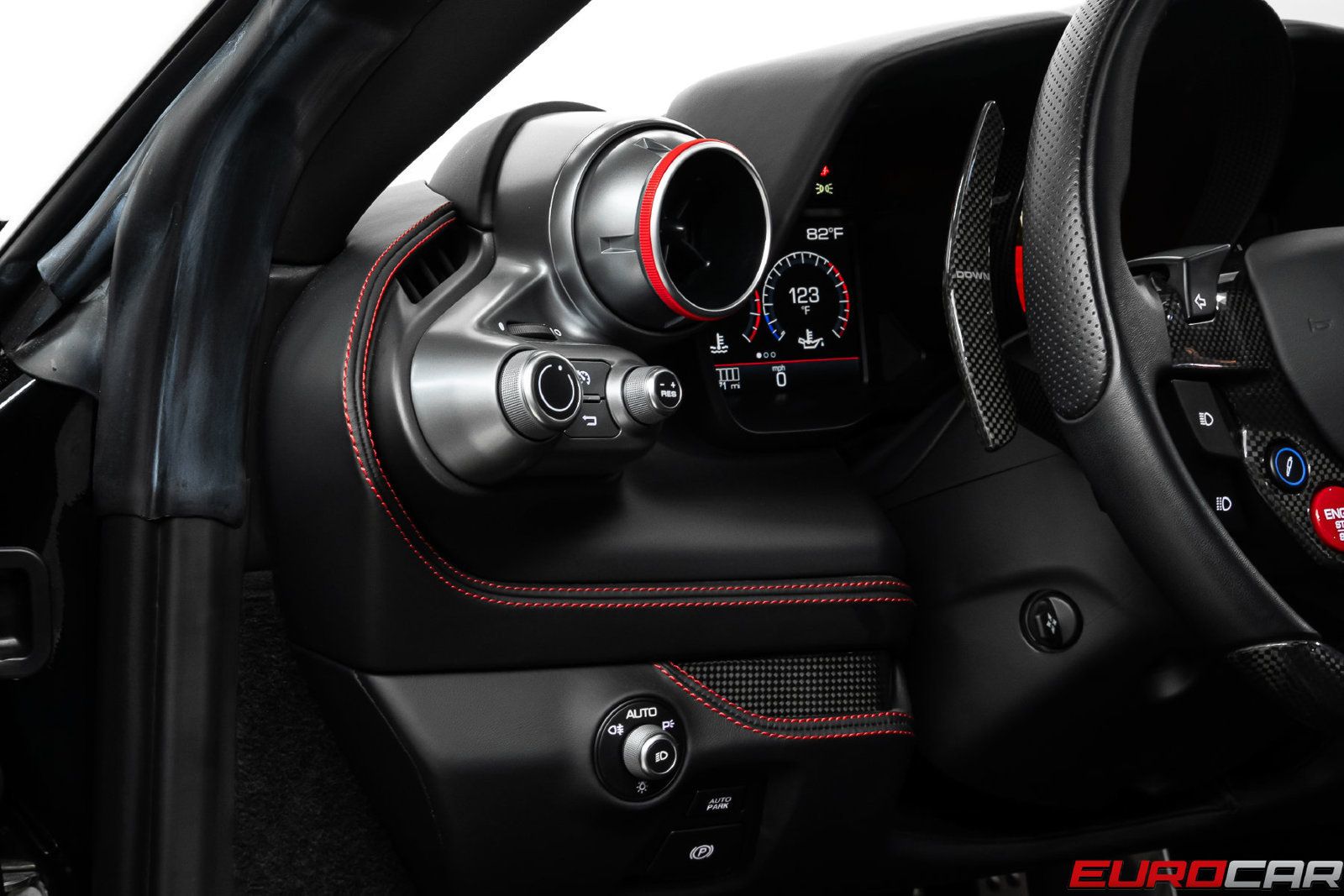 Used 2021 Ferrari F8 Tributo RWD image 30