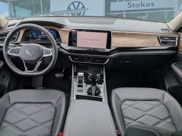 New 2026 Volkswagen Atlas SE FWD image 16