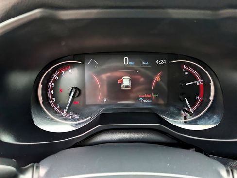 Used 2024 Toyota RAV4 XLE AWD/4WD image 17