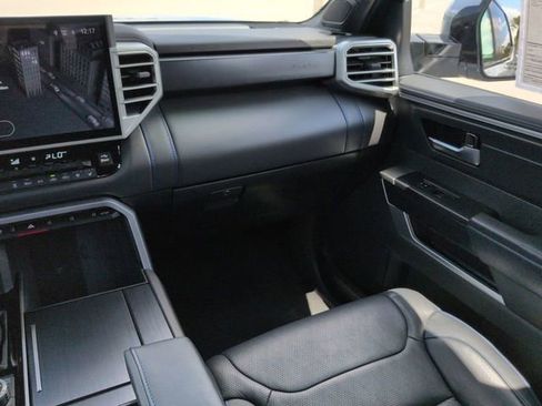 Used 2025 Toyota Tundra Platinum AWD/4WD image 17