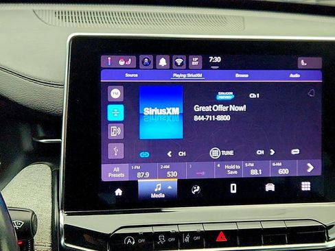 Used 2022 Jeep Compass Latitude image 17