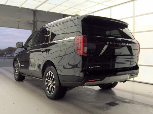 Used 2025 Ford Expedition Platinum AWD/4WD image 7