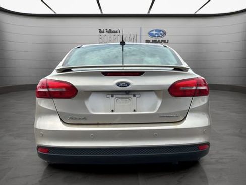 Used 2018 Ford Focus Titanium FWD image 6