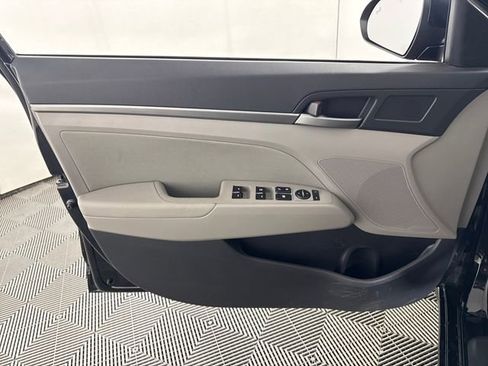 Used 2018 Hyundai Elantra SEL w/ Cargo Package FWD image 25