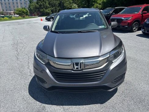 Used 2019 Honda HR-V LX image 2