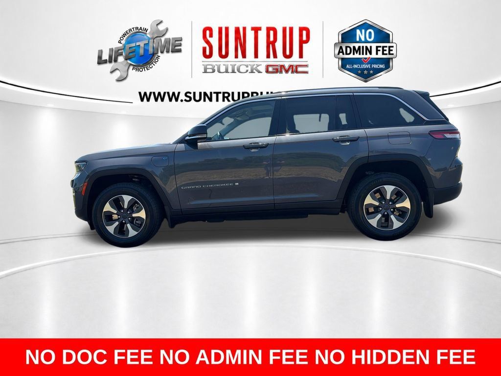 Used 2022 Jeep Grand Cherokee Limited 4xe w/ MOPAR Finishing Package AWD/4WD image 2