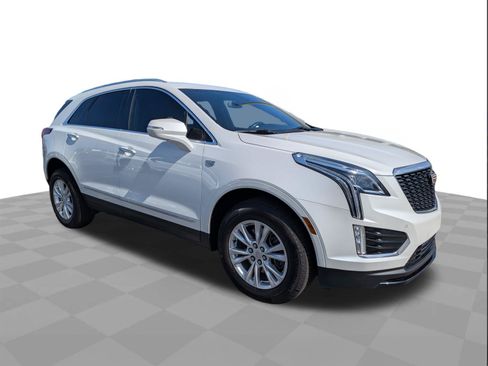 Used 2022 Cadillac XT5 Luxury FWD image 2