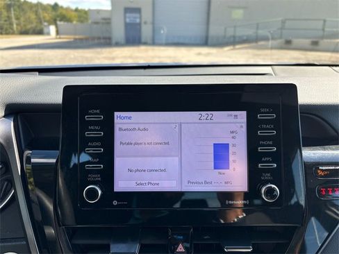 Used 2024 Toyota Camry LE image 27