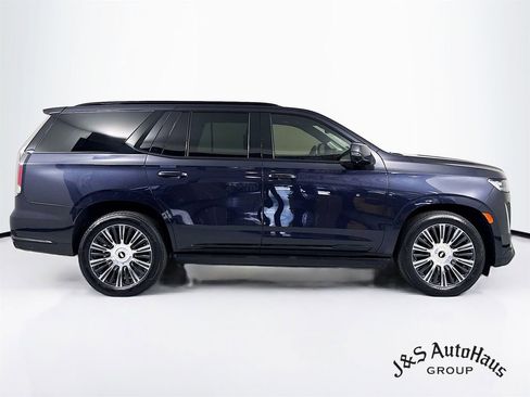 Used 2022 Cadillac Escalade Sport Platinum image 8