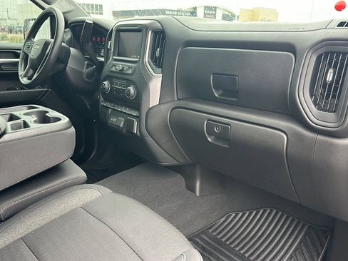 Certified 2024 Chevrolet Silverado 1500 Custom w/ Turbomax Blackout Package image 22