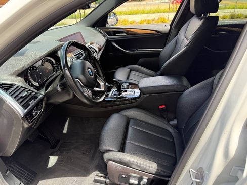 Used 2019 BMW X4 xDrive30i w/ Driving Assistance Package AWD/4WD image 13