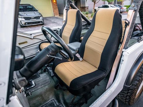 Used 1986 Jeep CJ 7 image 22