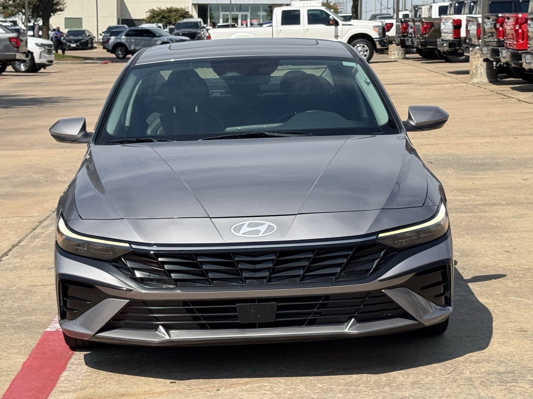 Used 2025 Hyundai Elantra Limited FWD image 10