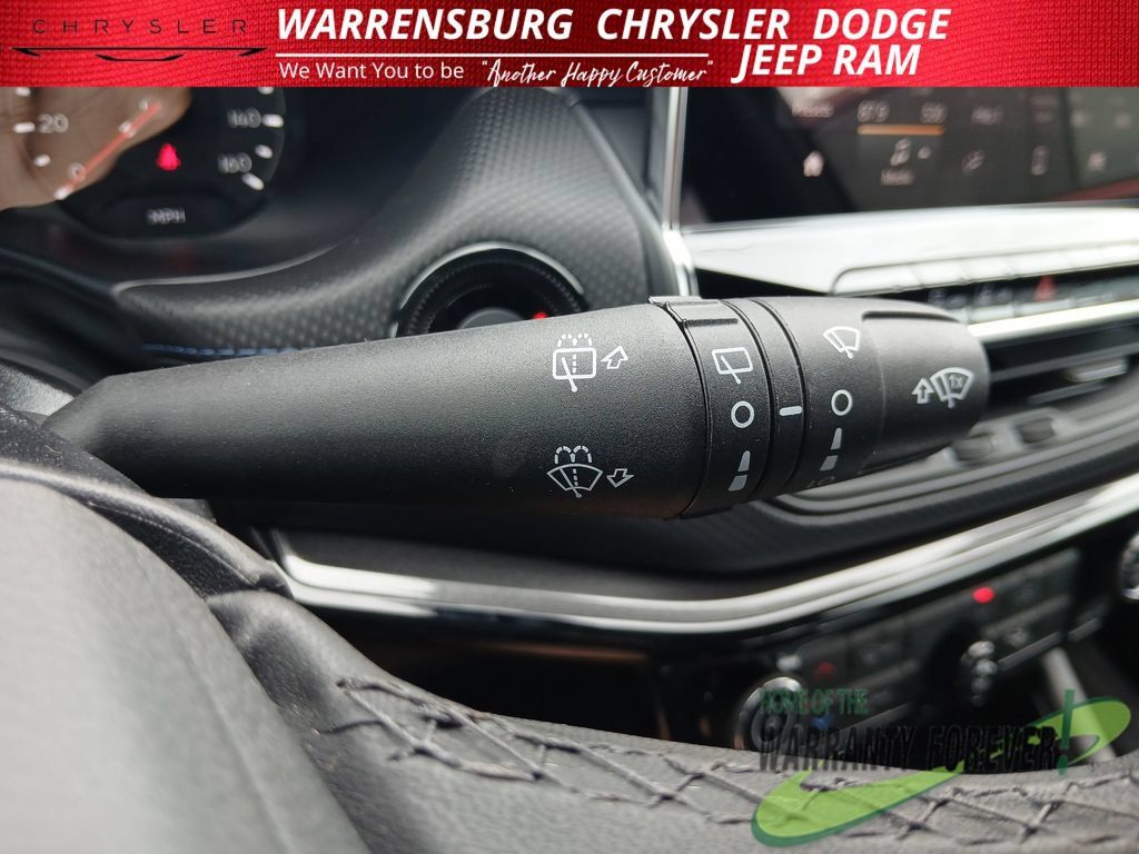 New 2026 Jeep Compass Latitude AWD/4WD image 23