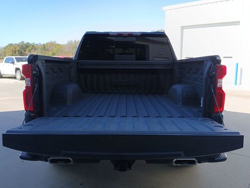 Certified 2022 Chevrolet Silverado 1500 High Country w/ Technology Package image 27