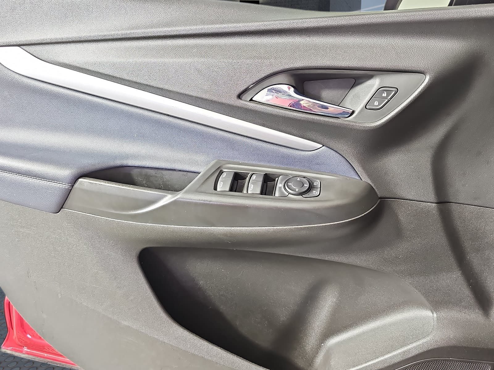 Used 2023 Chevrolet Bolt EUV LT w/ Convenience Package FWD image 23