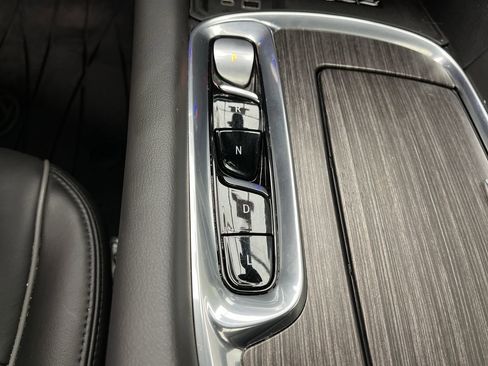 Certified 2024 Buick Enclave Avenir w/ Trailering Package, 5000 lbs. AWD/4WD image 29