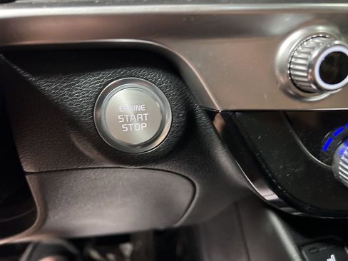 Used 2025 Kia Telluride S image 31