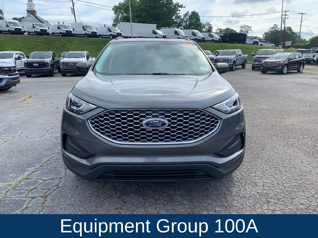 Used 2024 Ford Edge SE AWD/4WD image 3