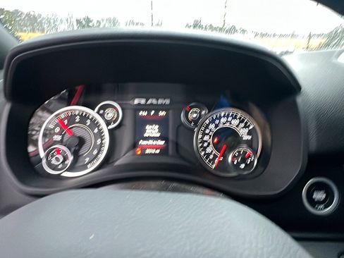 Used 2024 RAM 2500 Big Horn w/ Bed Utility Group image 30