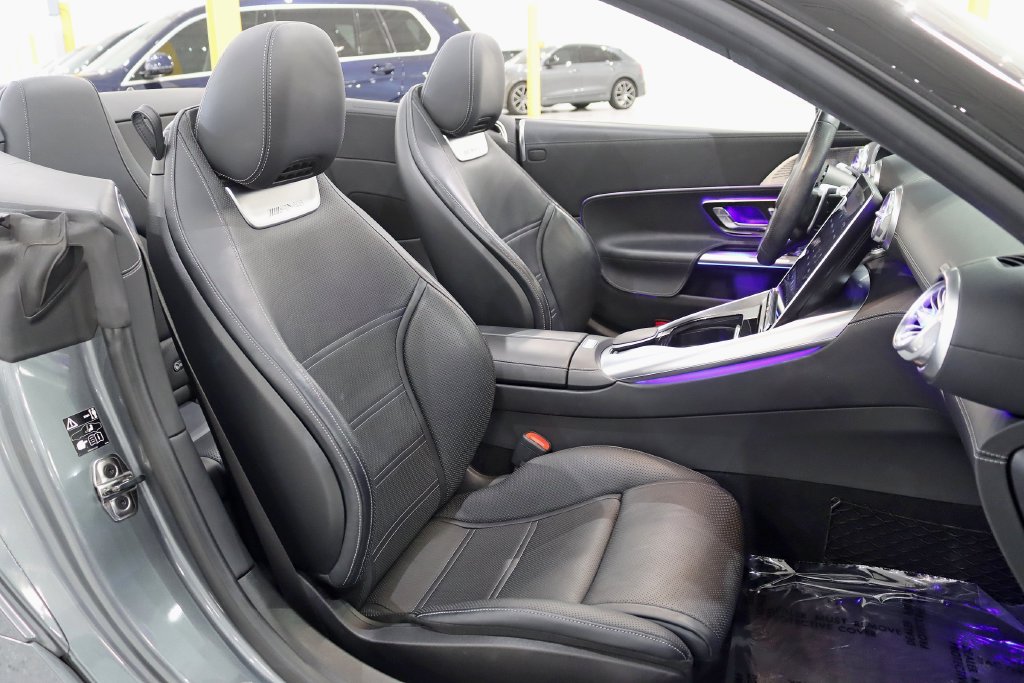 Used 2023 Mercedes-Benz SL 63 AMG 4MATIC image 31