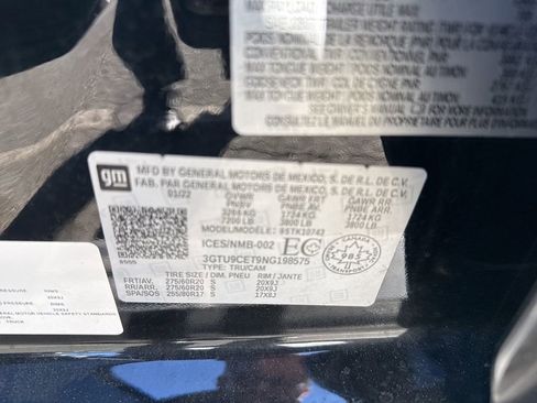 Certified 2022 GMC Sierra 1500 Elevation image 10