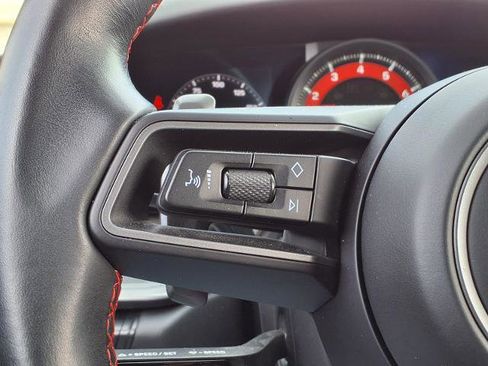 Used 2023 Porsche 911 Carrera image 11