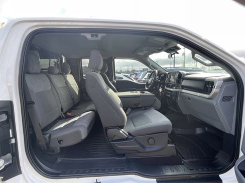 Used 2021 Ford F150 XLT image 13