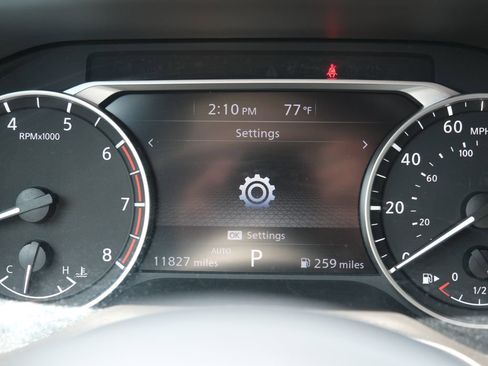 Used 2023 Nissan Rogue S AWD/4WD image 4