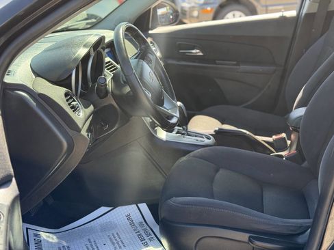 Used 2012 Chevrolet Cruze LT image 13
