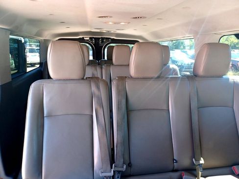 Used 2012 Nissan NV 3500 SL w/ Technology Pkg image 15