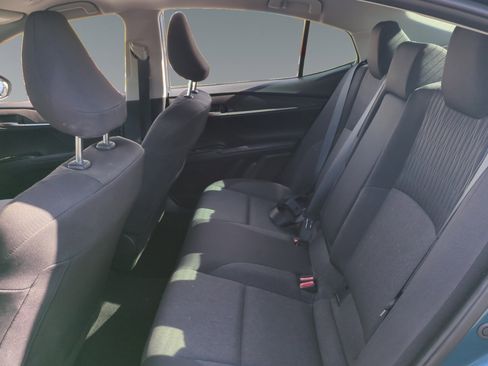 Used 2025 Toyota Camry LE image 13