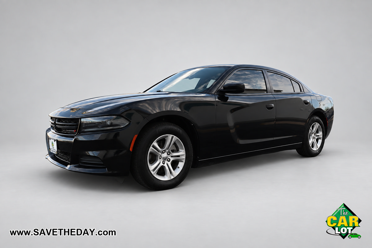 Used 2022 Dodge Charger SXT RWD image 4