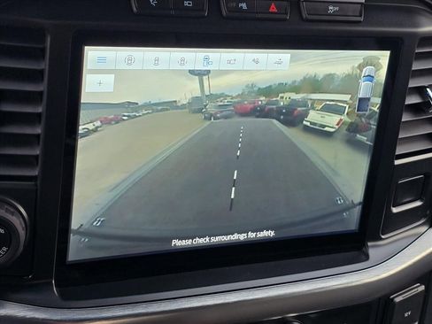 Used 2021 Ford F150 Lariat w/ Max Trailer Tow Package image 7