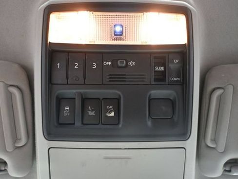 Used 2013 Toyota 4Runner SR5 w/ Convenience Pkg AWD/4WD image 30