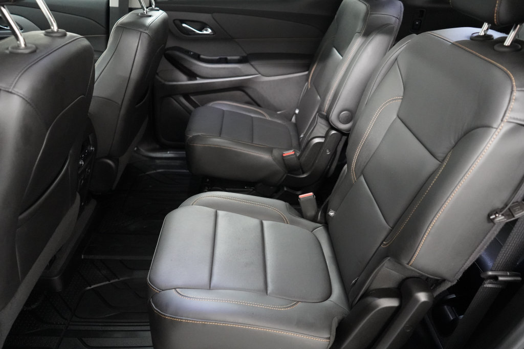 Used 2020 Chevrolet Traverse LT w/ LT Premium Package FWD image 20