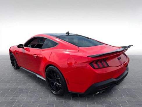 Used 2025 Ford Mustang GT Premium RWD image 7