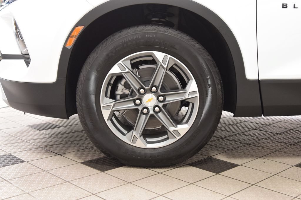 New 2026 Chevrolet Blazer LT w/ Convenience Package AWD/4WD image 27