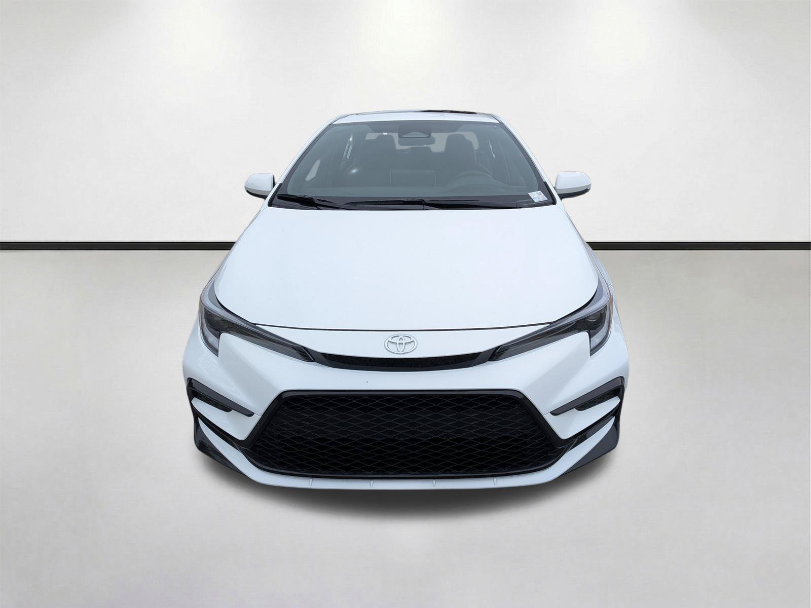 Used 2026 Toyota Corolla XSE FWD image 9