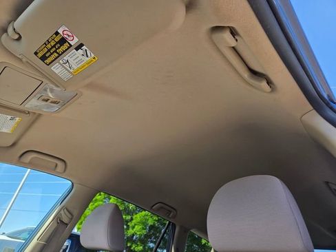 Used 2008 Toyota RAV4 2WD w/ 3rd Row image 10